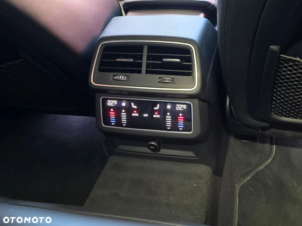Audi A6 Avant 55 TFSI e quattro S tronic S line - 8