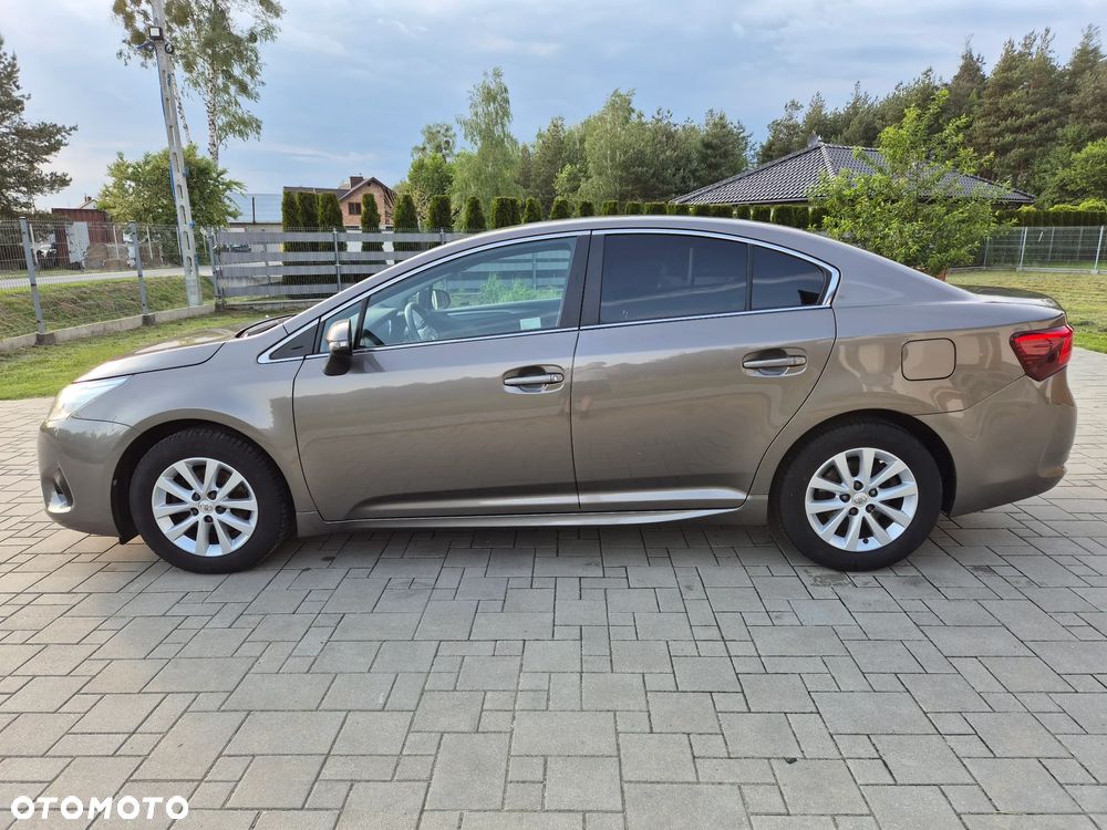 Toyota Avensis 1.6 Active - 7