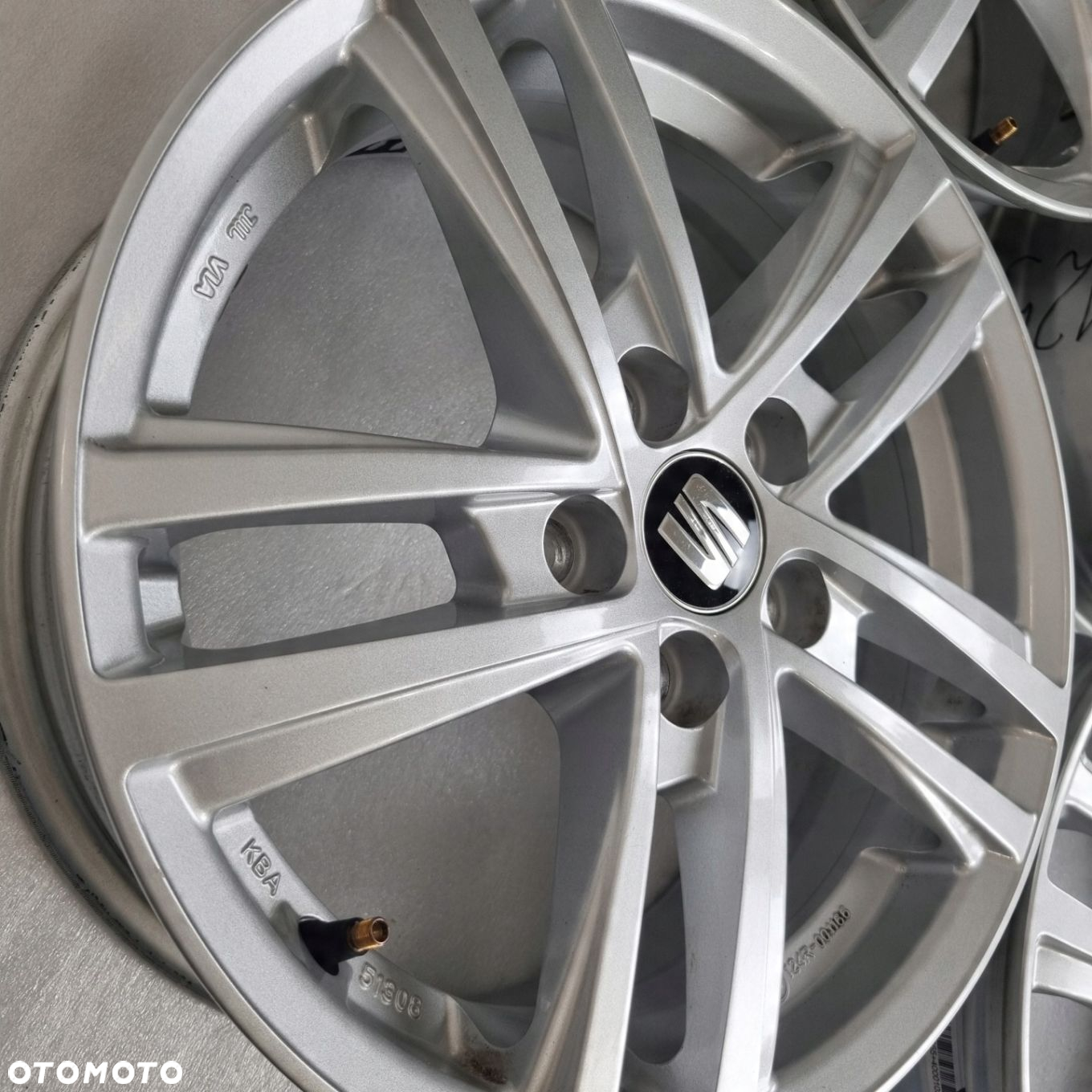 FELGI SEAT IBIZA 5,5x15 15 ET40 5x100 57,1 SE025515 - 6