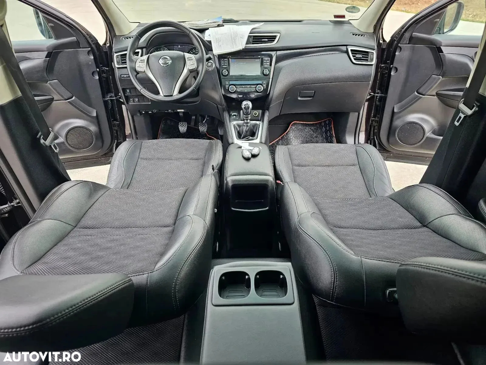Nissan Qashqai 1.6 DCI ALL-MODE 4x4i TEKNA+ - 4