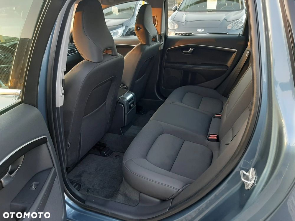 Volvo V70 D4 Summum - 14