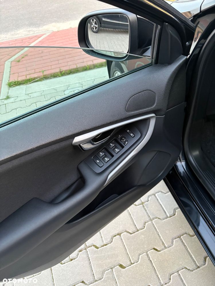 Volvo V40 - 19