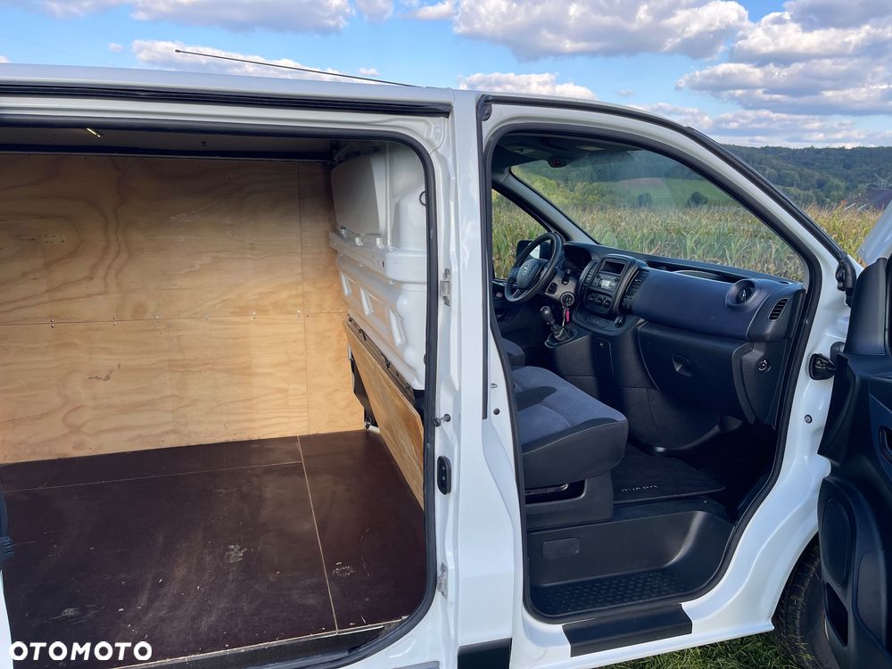 Renault Trafic - 15