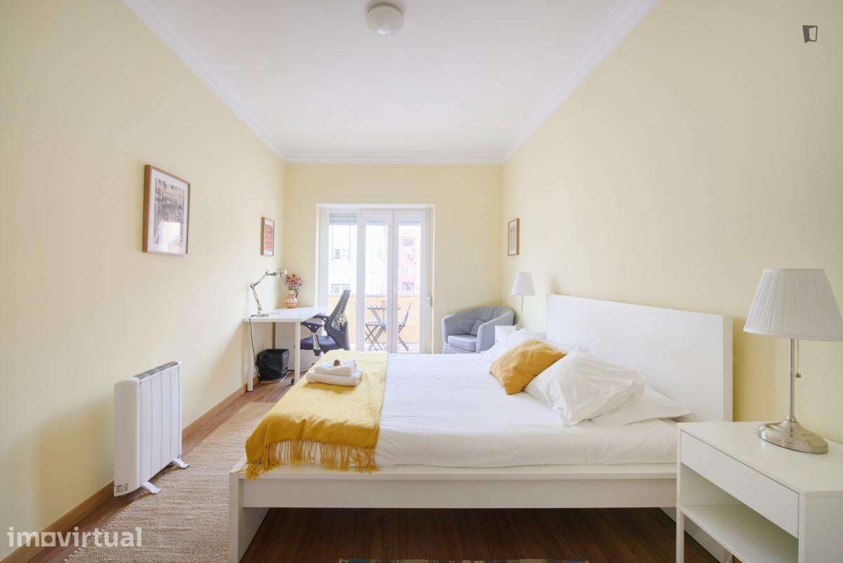 Quarto - localizado em Anjos Lisbon - Grande imagem: 5/38
