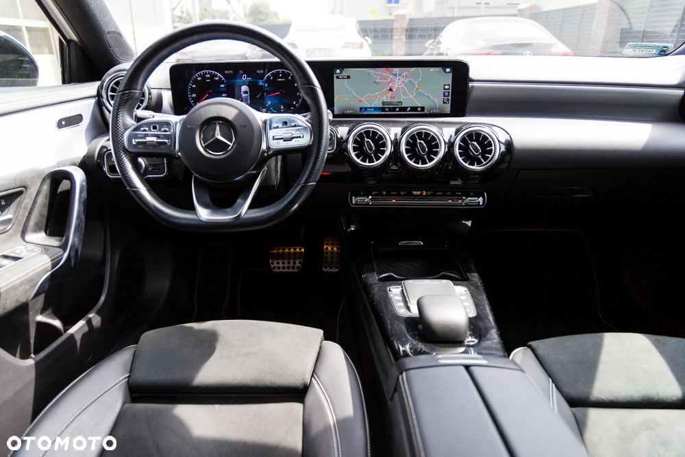 Mercedes-Benz Klasa A 180 Edycja specjalna 7G-DCT - 20