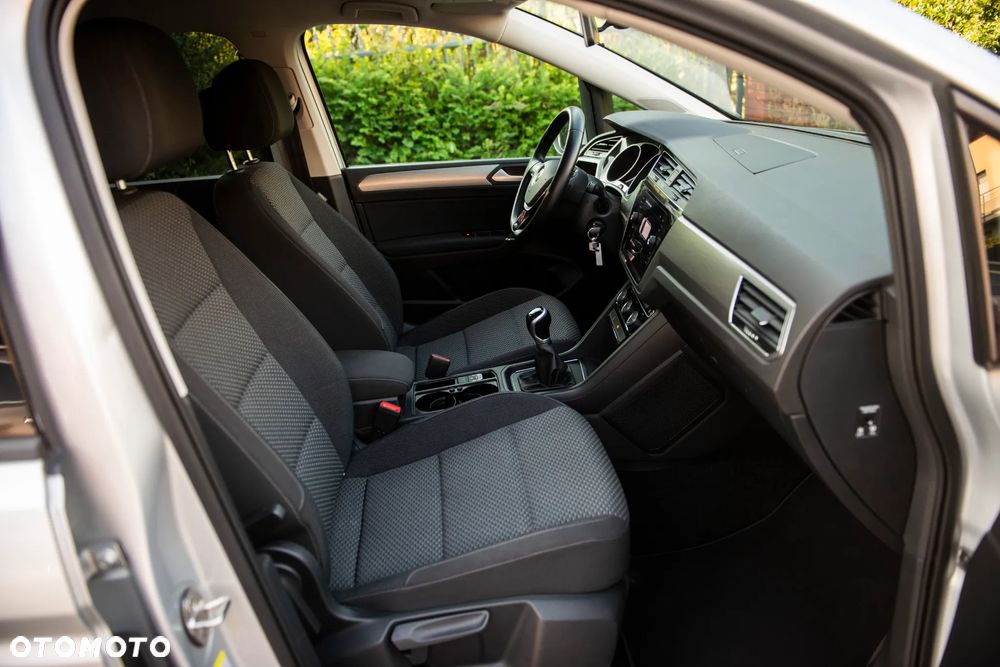 Volkswagen Touran 1.5 TSI ACT OPF Comfortline - 38