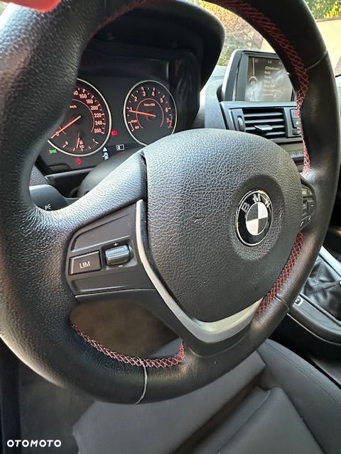 BMW Seria 1 118i Sport Line - 22
