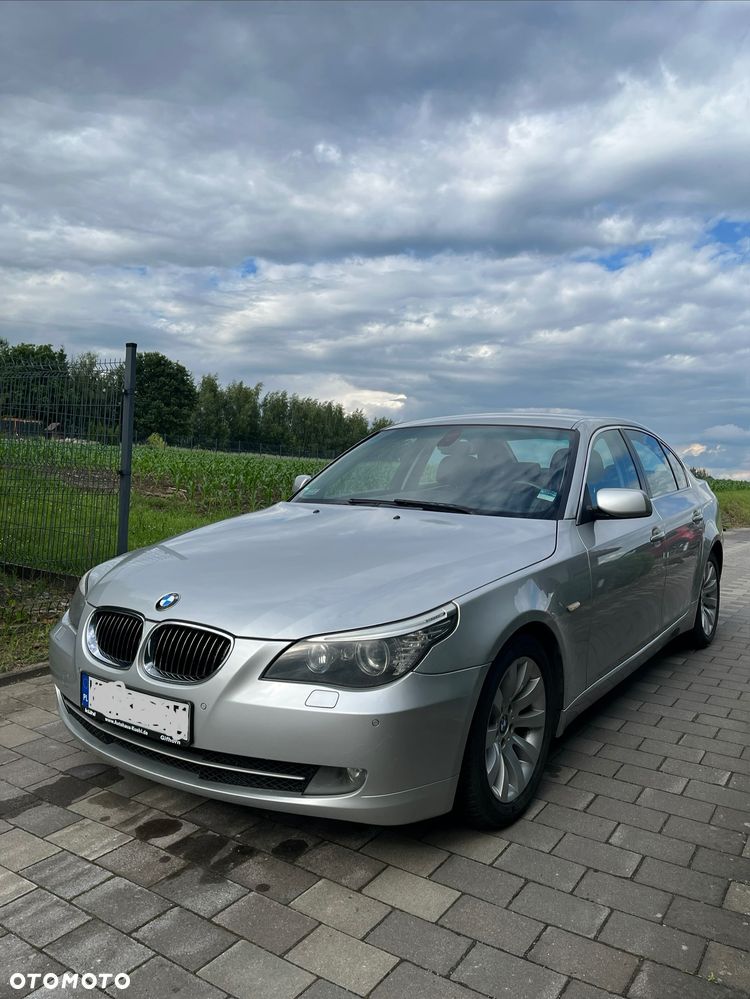 BMW Seria 5 525d - 1