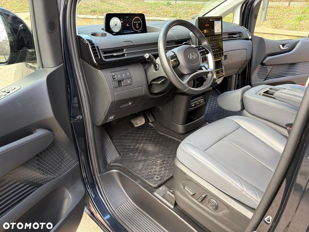 Hyundai Staria 2.2 CRDi Prime - 16