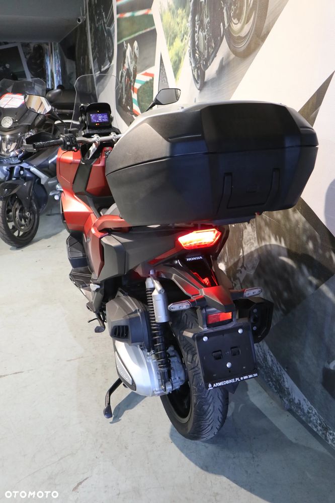 Honda ADV350 - 11