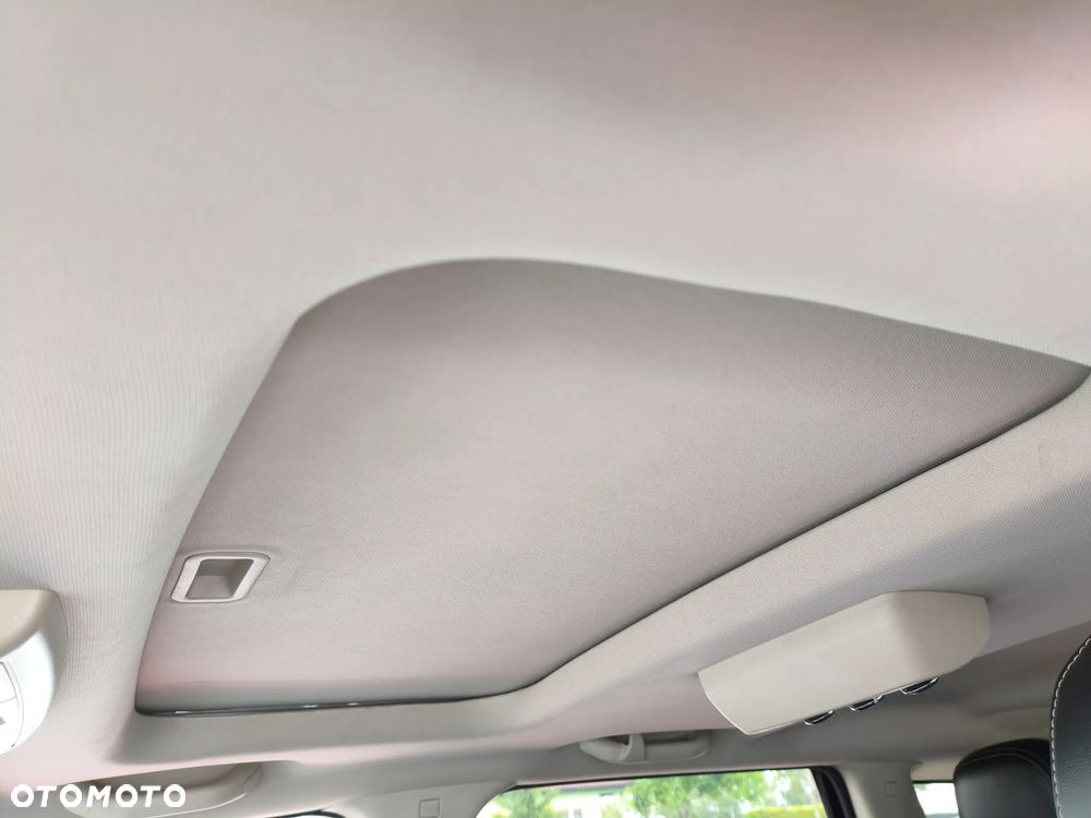 Fiat Freemont 2.0 Multijet Lounge AWD - 38