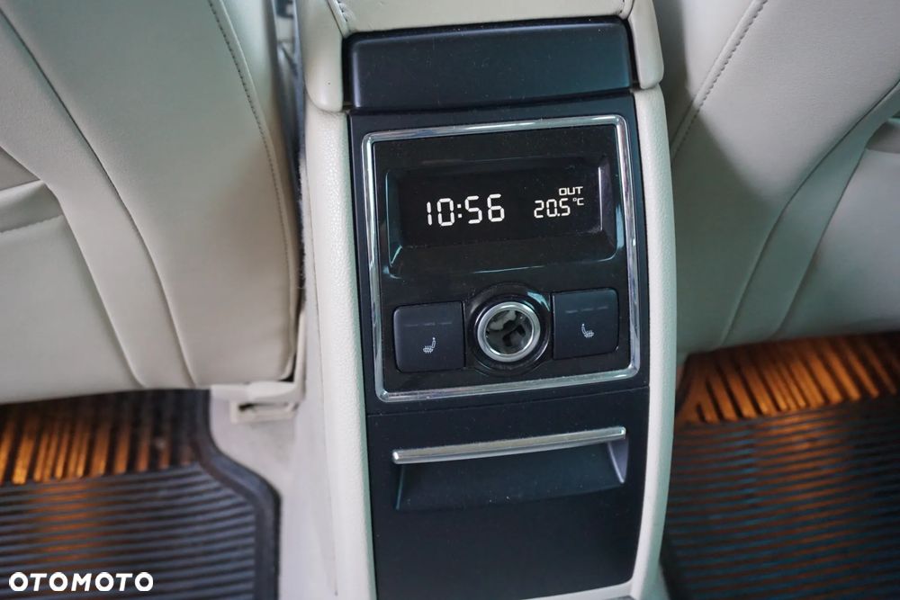 Skoda Superb 2.0 TSI L&K DSG - 21