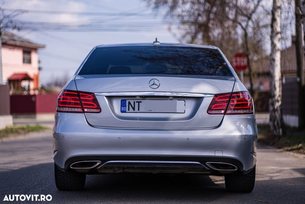 Mercedes-Benz E 220 BlueTEC BlueEFFICIENCY 7G-TRONIC Edition Avantgarde - 7