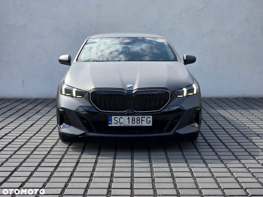 BMW Seria 5 540d xDrive mHEV M Sport - 3