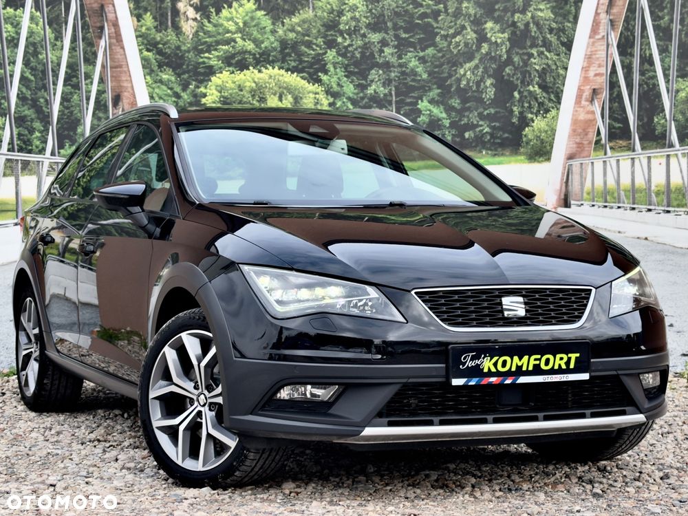 Seat Leon 2.0 TDI DPF DSG Xcellence - 1