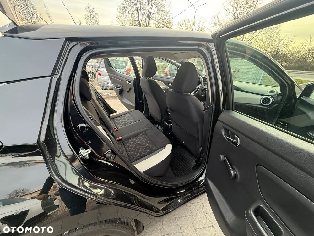 Nissan Micra 1.0 Visia - 23