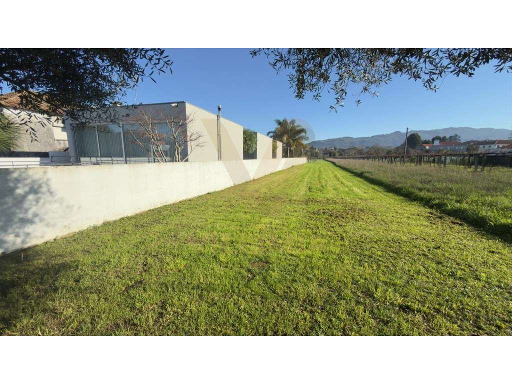Terreno 1.137,6 m² para Construção | Deão, Viana do Castelo - Grande imagem: 2/3