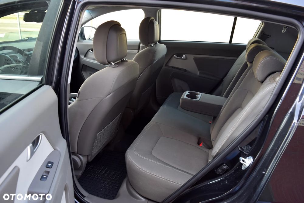 Kia Sportage 2.0 CRDI L AWD - 8