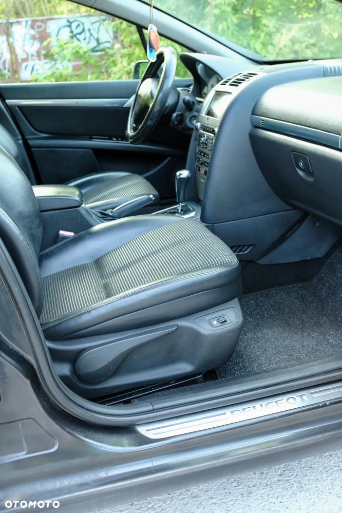 Peugeot 407 - 17