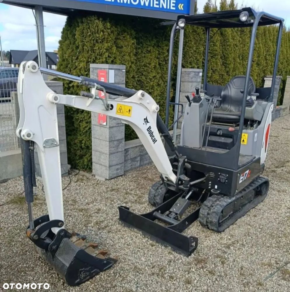 Bobcat E17z - 14