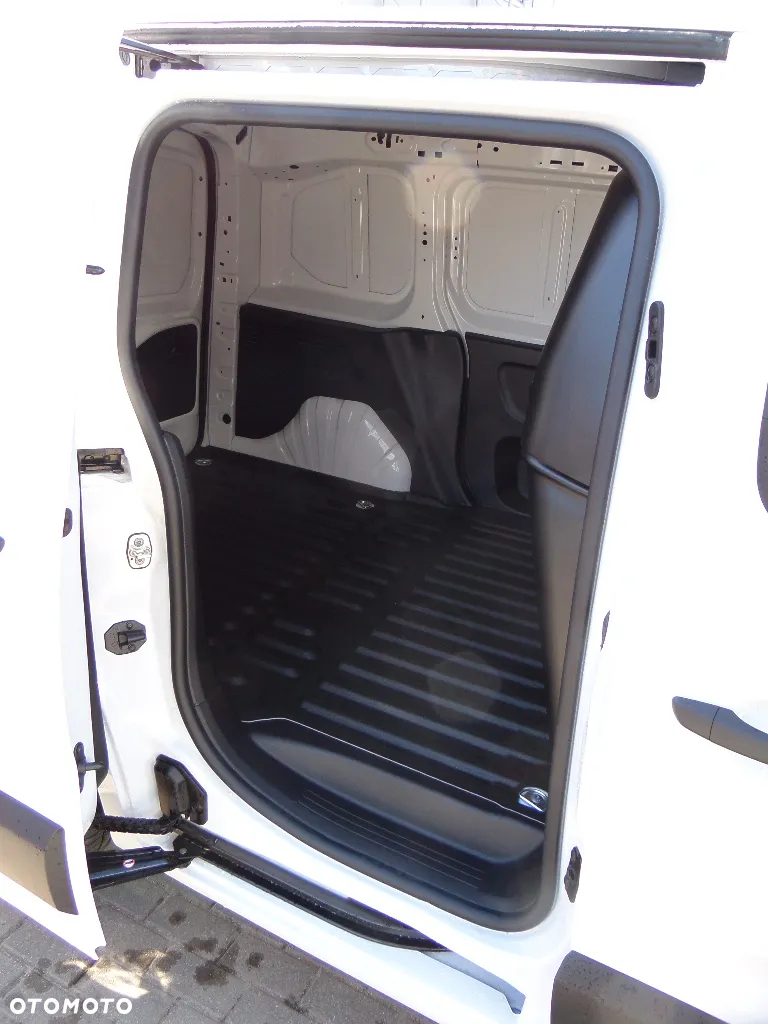 Fiat Doblo Cargo - 12