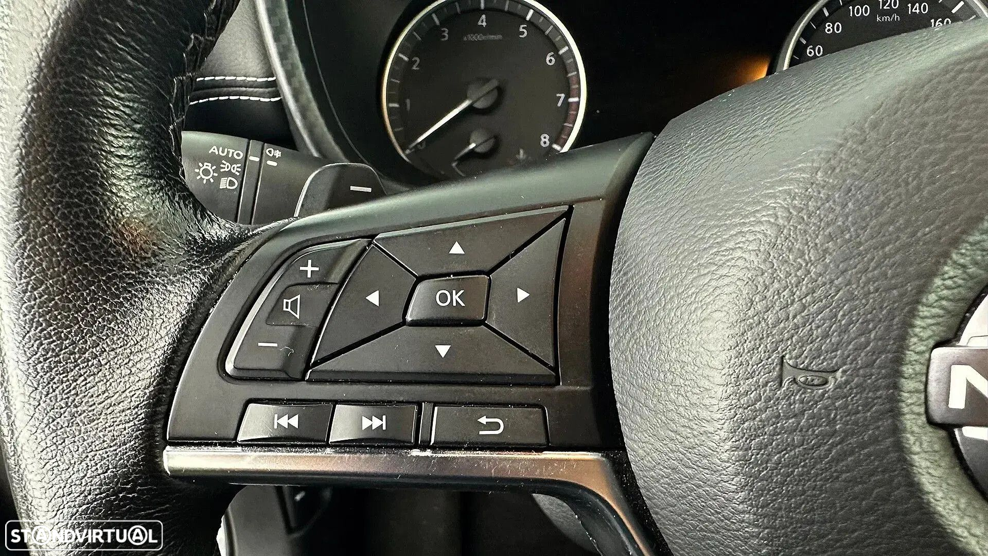 Nissan Juke 1.0 DIG-T N-Connecta NAV. DCT - 35