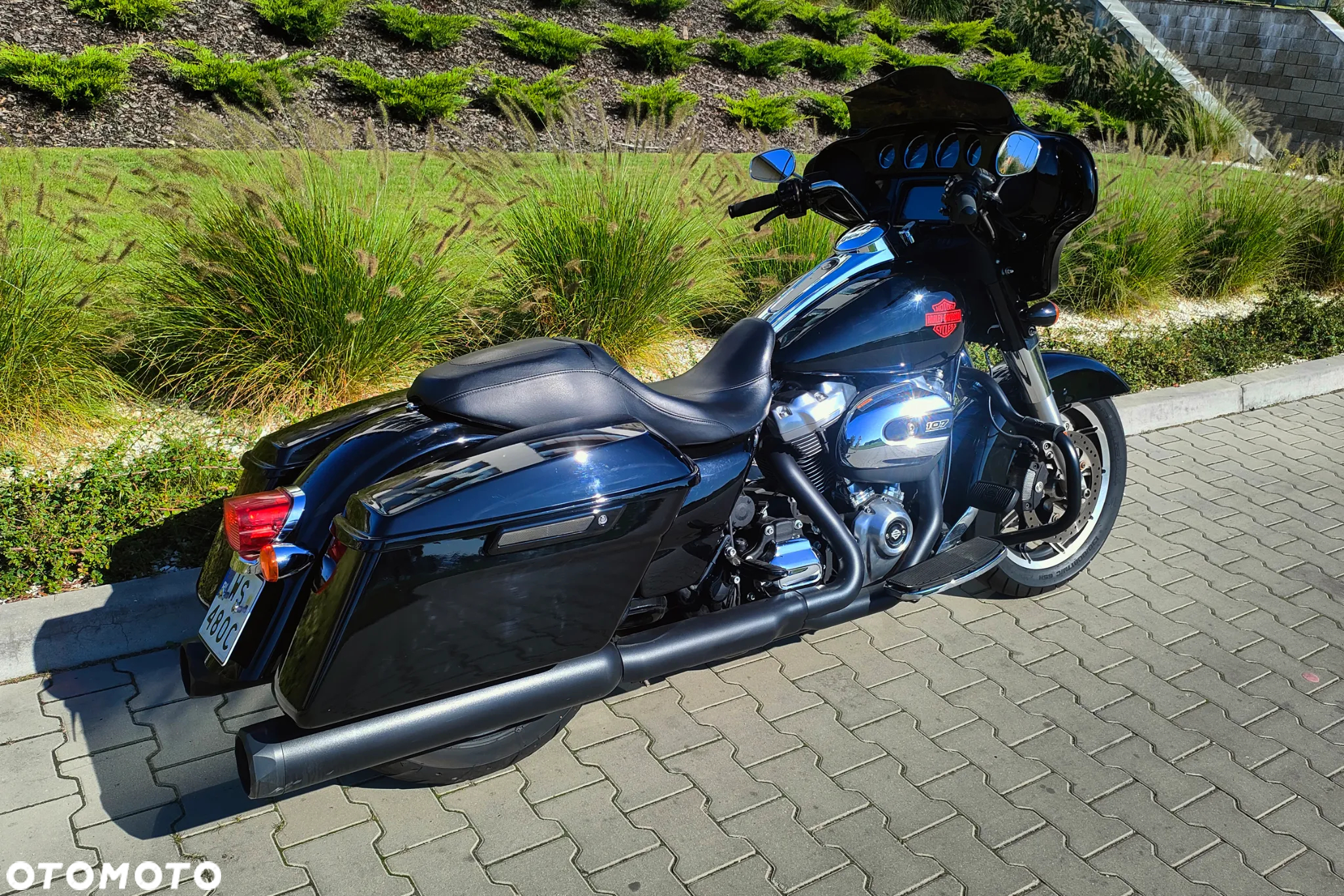 Harley-Davidson FLHT Electra Glide Standard - 5