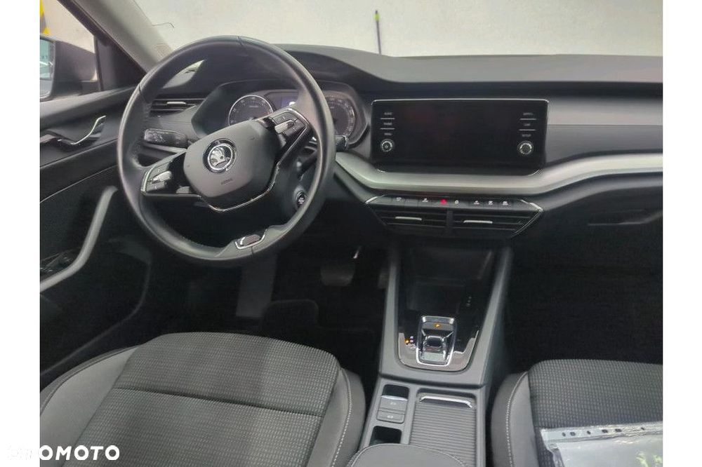 Skoda Octavia - 8