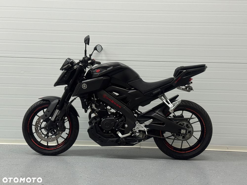 Yamaha MT - 12