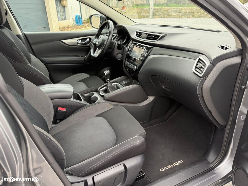Nissan Qashqai 1.5 dCi N-Connecta - 24