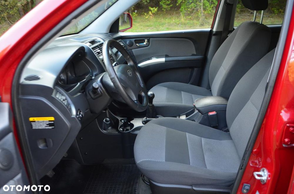 Kia Sportage 2.0 4WD Champ - 24