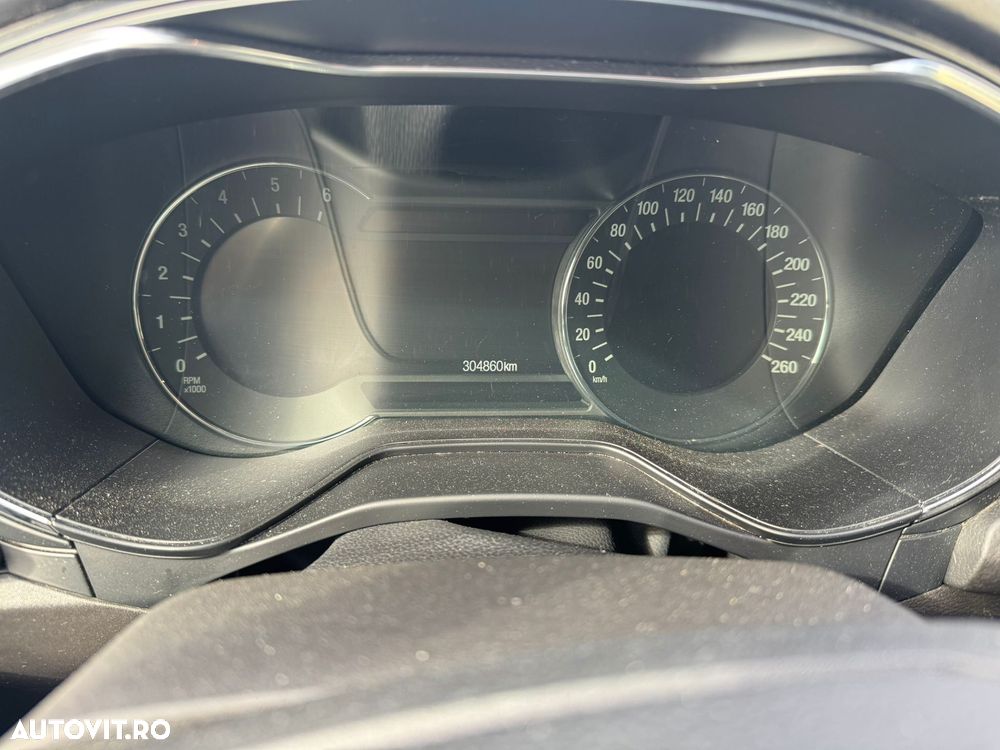 Ford Mondeo 2.0 EcoBlue Aut. Trend - 6