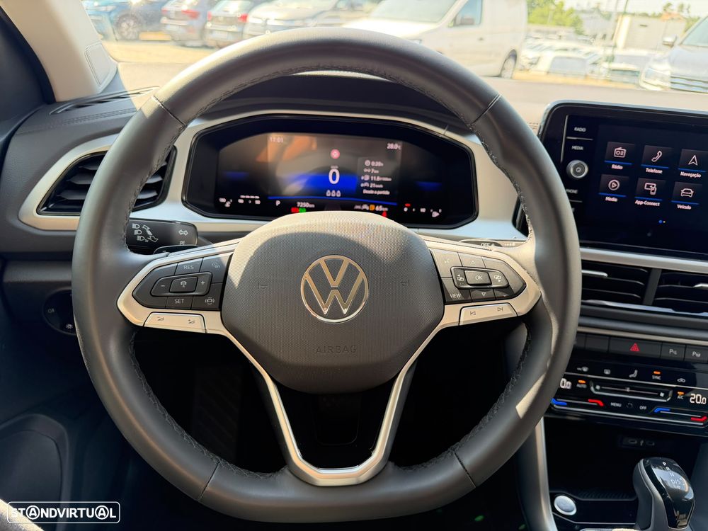 VW T-Roc 1.5 TSI Urban DSG - 10