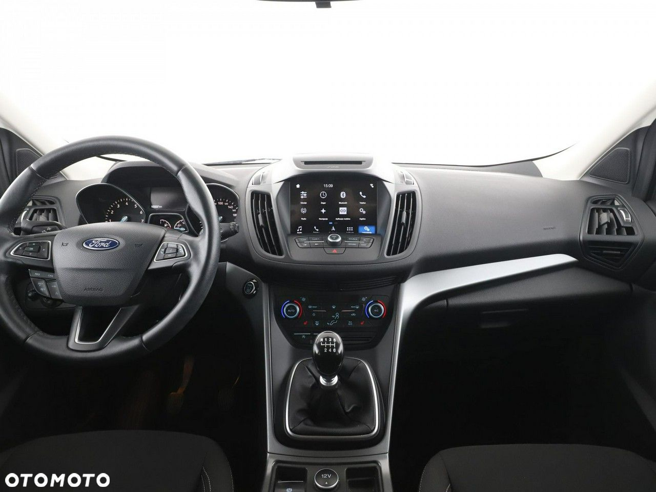 Ford Kuga - 15