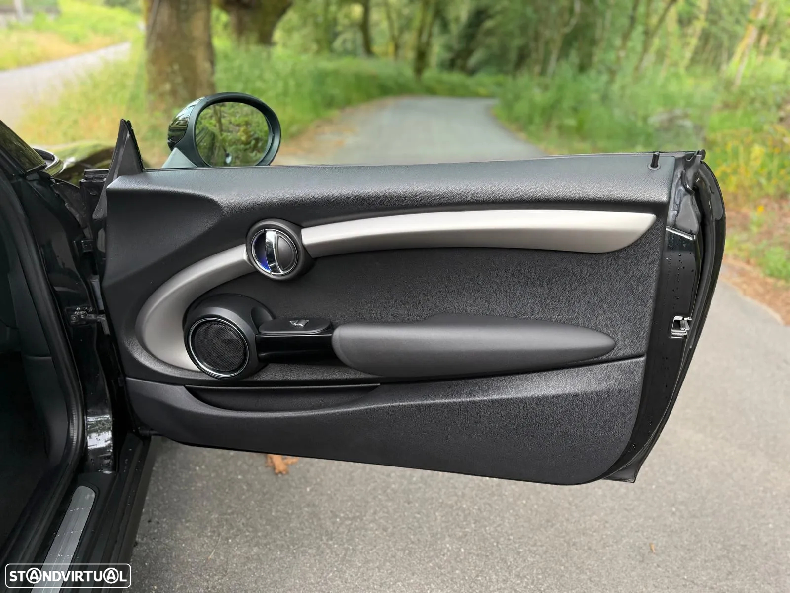 MINI 3 Portas Cooper D 60 Years Chili - 22
