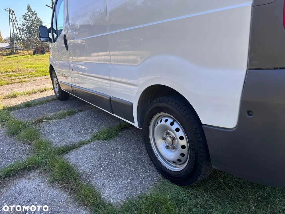 Renault Trafic LONG 2.0 diesel 114kM 2011 rok, automat, WEBASTO, HAK, OPONY JAK NOWE, BEZWYPADKOWY! - 29