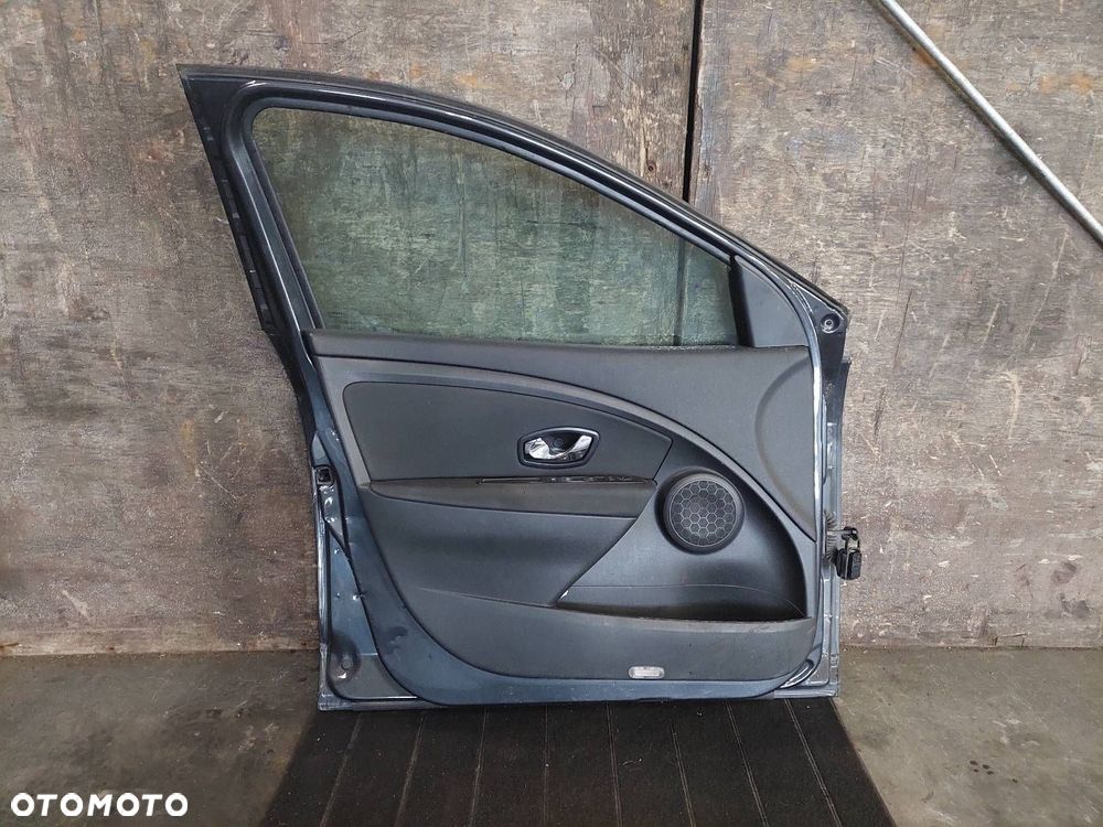 DRZWI KOMPLETNE LEWY PRZÓD RENAULT MEGANE III 5D TEB66 - 5