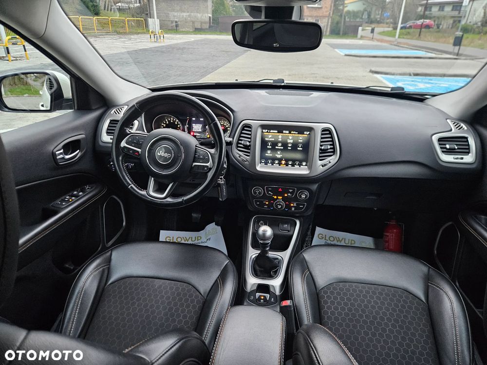 Jeep Compass 1.4 TMair Longitude FWD S&S - 11