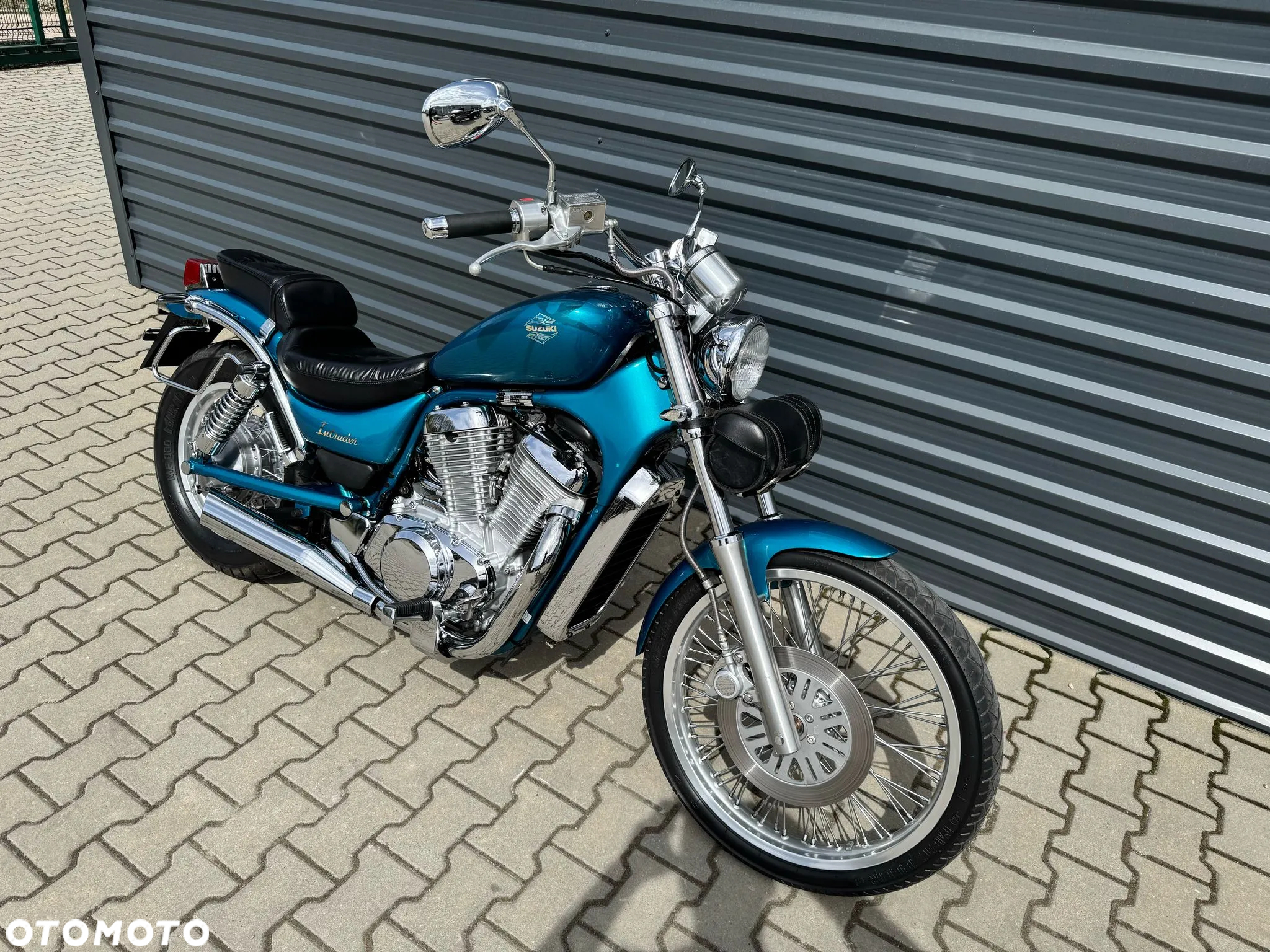 Suzuki VS - 2