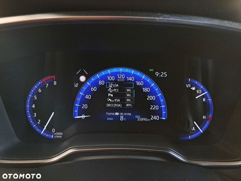 Toyota Corolla - 32