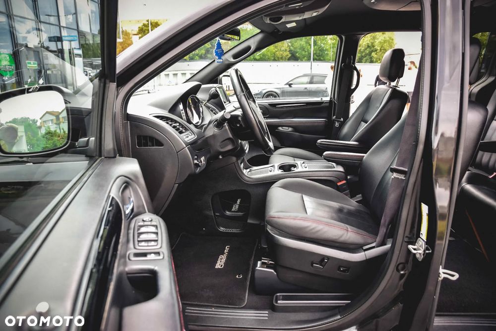 Dodge Grand Caravan 3.6 R/T - 22