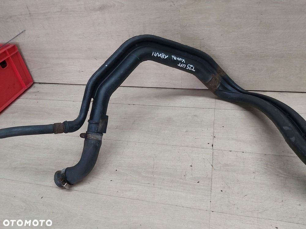 TOYOTA Avensis T25 LIFT rura wlewu paliwa wlew 1,6 1,8 2,0 vvti benzyna - 2