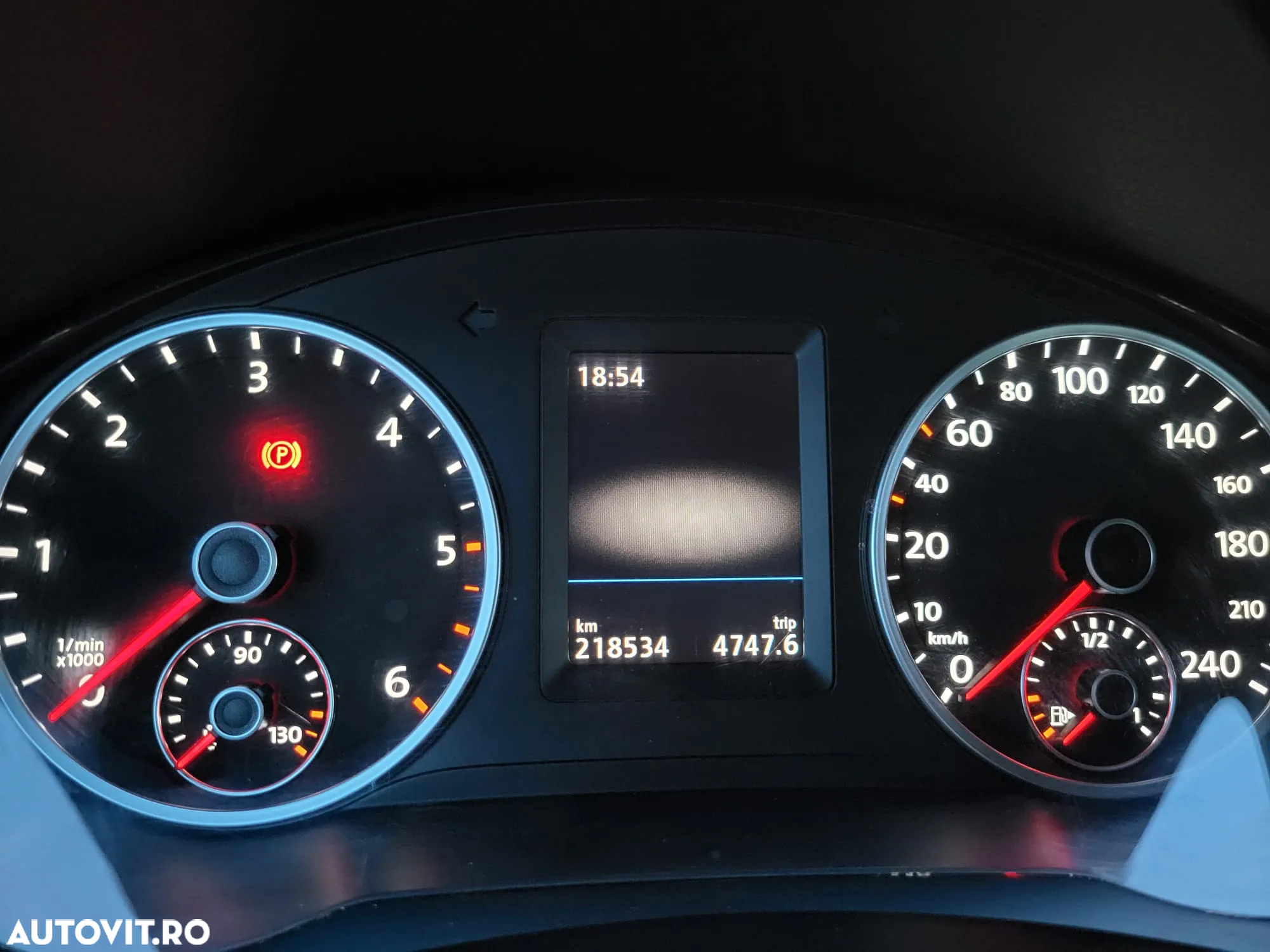 Volkswagen Tiguan - 10