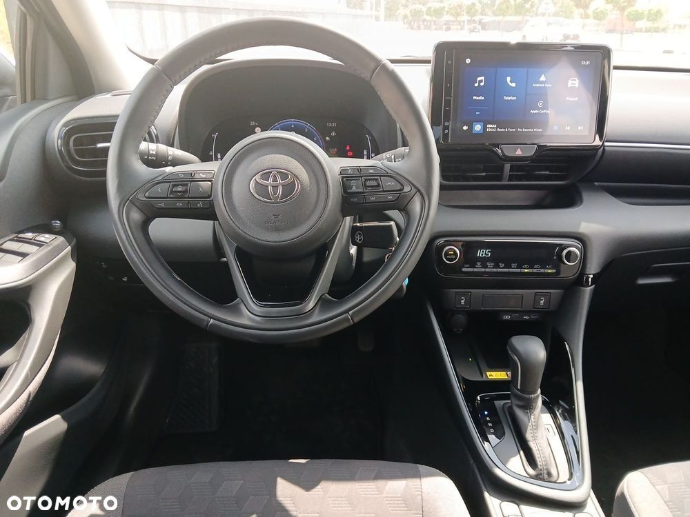 Toyota Yaris Hybrid 1.5 Style - 25