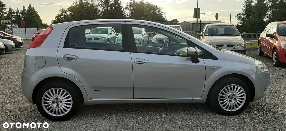 Fiat Grande Punto - 22