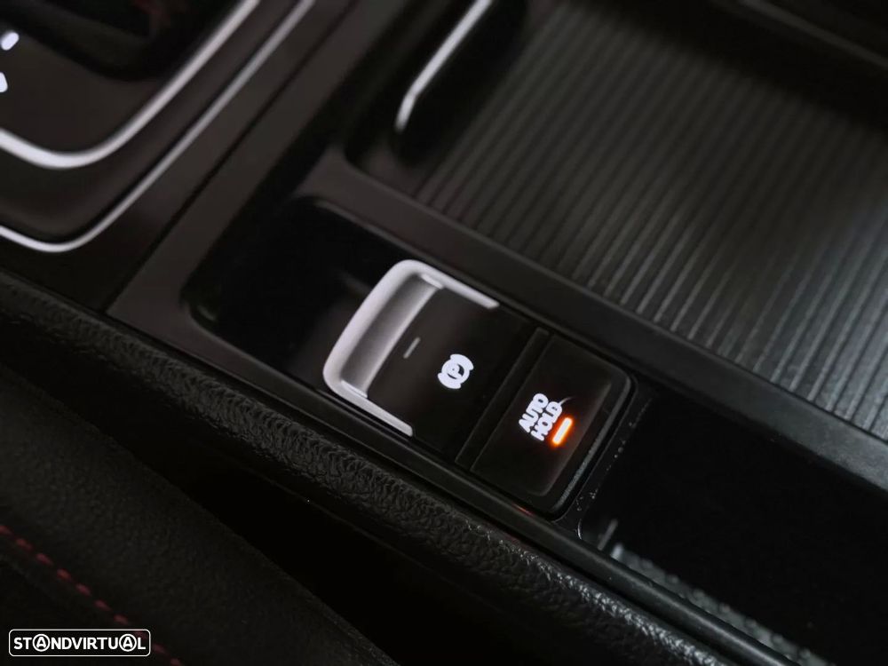 VW Golf 2.0 TSi GTi DSG - 25