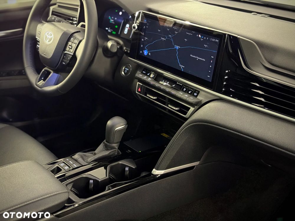 Toyota Camry 2.5 Hybrid Prestige CVT - 23