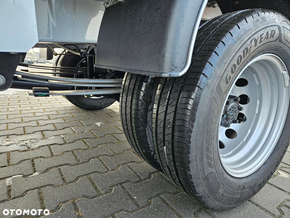 Renault nowy Master RWD bliźniaki DOKA skrzynia 3,1 - 9