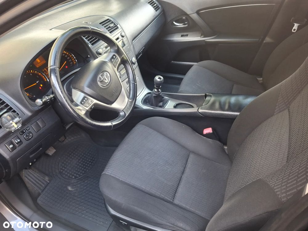 Toyota Avensis 2.0 D-4D Edition - 12