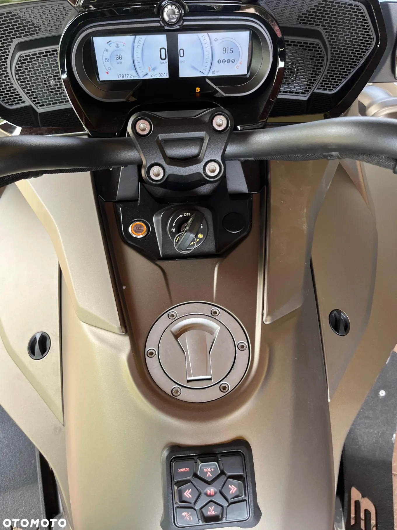 Can-Am Spyder - 5